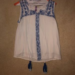 Flowy Aztec top